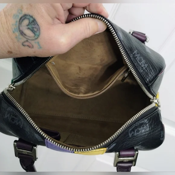 MCM Princess Lion Mini Boston Bag - Picture 11 of 14